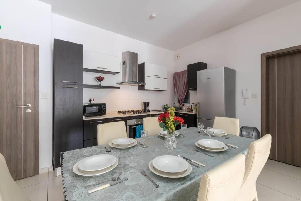 סיינט פול ביי Modern Apt. Close To The Square מראה חיצוני תמונה